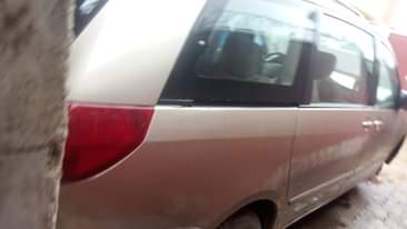 A picture of 2006 Toyota sienna tokumbo standard register but barely used as