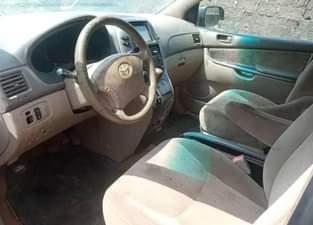 A picture of Toyota Sienna
