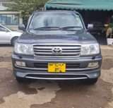 A picture of TOYOTA LANDCRUISER VX