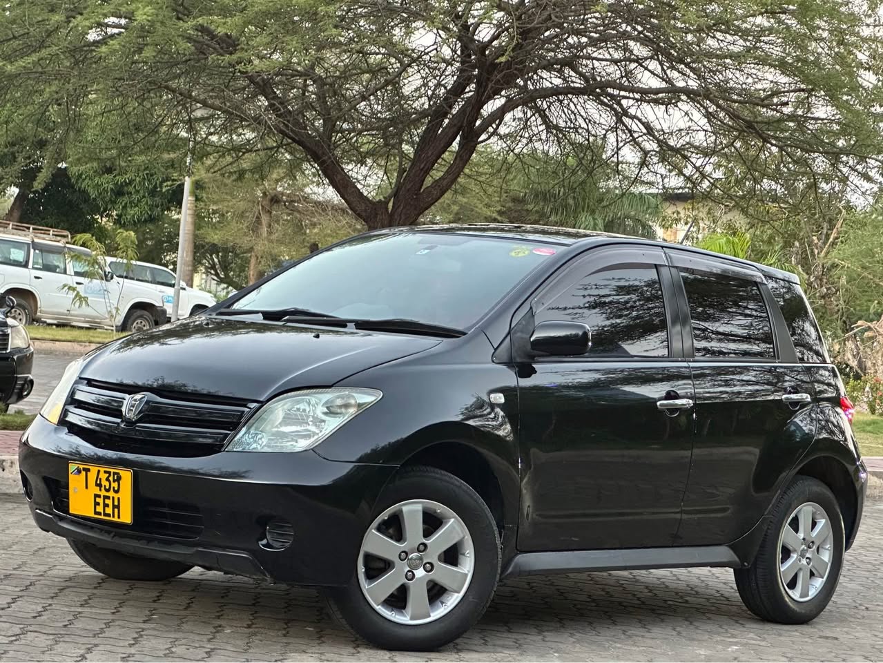 A picture of TOYOTA IST CONTACT 0716480525