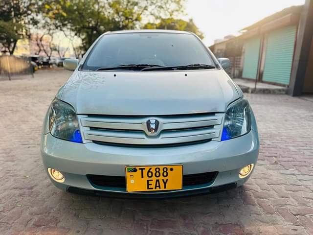 A picture of Toyota IST