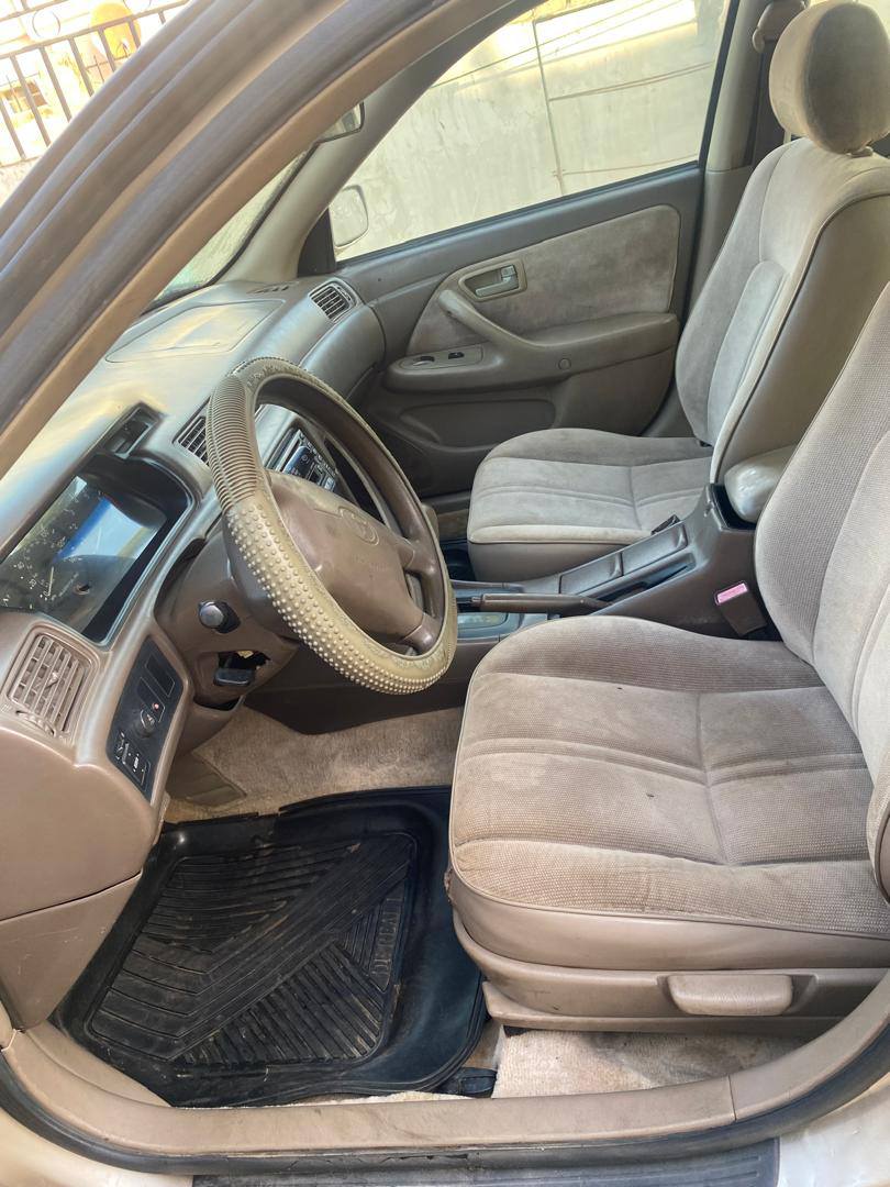 A picture of Toyota Camry pencil