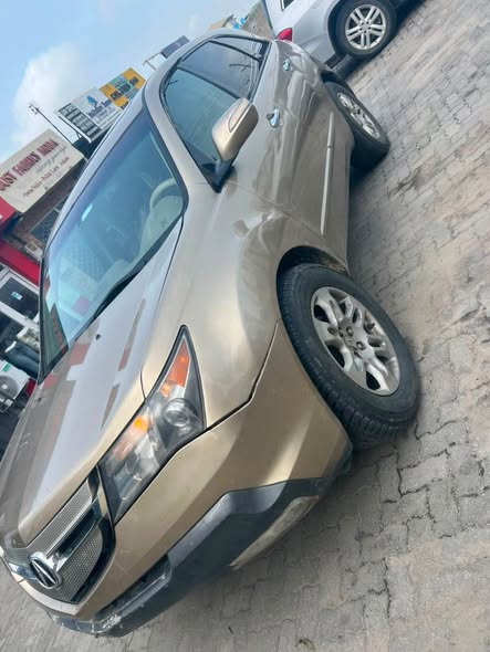 A picture of 2008 Acura MDX