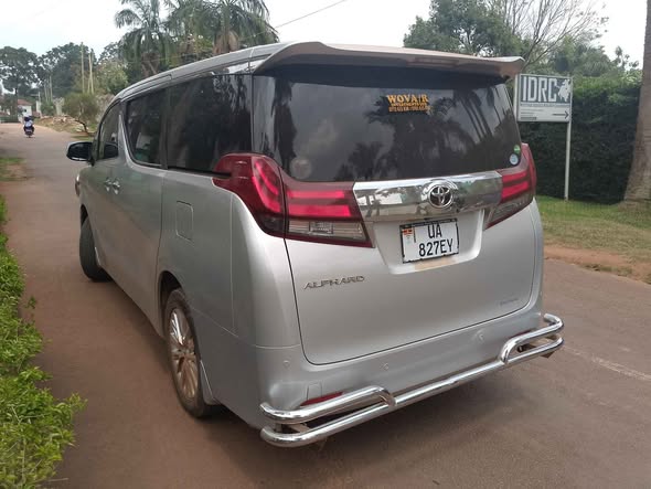 A picture of Toyota Alphard Model 2017 For Sale 0787181703 0704482571 Call Whatsapp