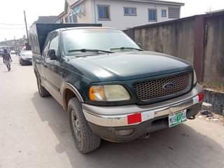 A picture of 2003 Ford F150