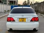 A picture of TOYOTA CROWN ATHLETE 12M