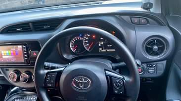 A picture of Toyota vitz 2016 1300cc.