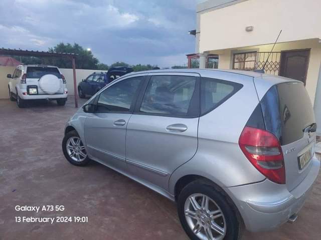 mercedes benz a200