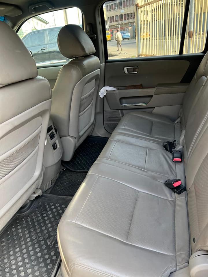 A picture of Honda Pilot 2009