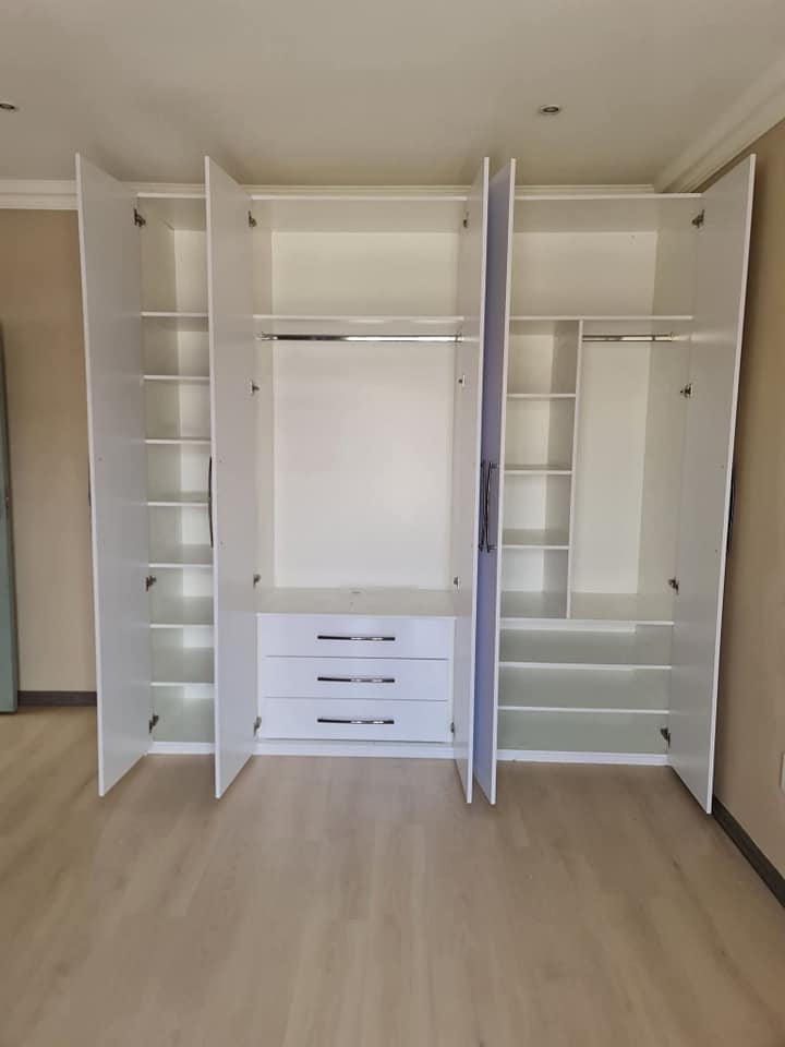 classifieds/furniture