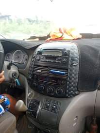A picture of 2004 Toyota Sienna