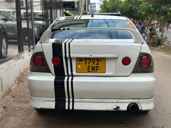 A picture of TOYOTA ALTEZZA