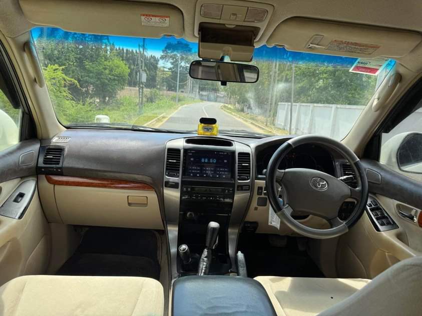A picture of  LANDCRUISER PRADO Year 2006 7 Mileage 80 000kms Engine