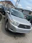 A picture of Relocation sales V Clean 2008 tokunbo standard Toyota Highlander partly