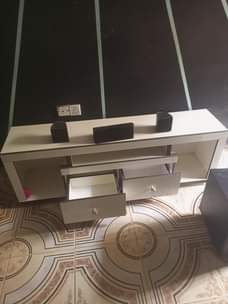 A picture of TV stand for sale