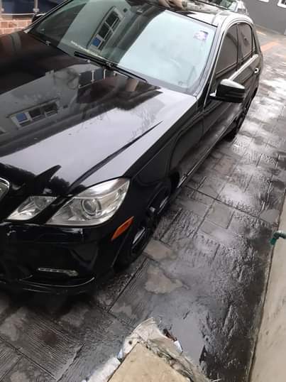 A picture of Fairly used M BENZ E550 4MATIC FOR SALE