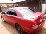 A picture of Toyota Avensis 2005