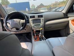 A picture of TOKUMBO STANDARD TOYOTA CAMRY XLE 2009 LEATHER SEATS DVD PLAYER