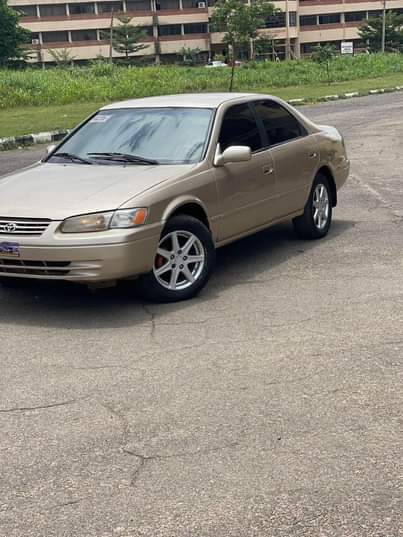 A picture of Flashed Toyota Pencil Camry 2002 09069437672