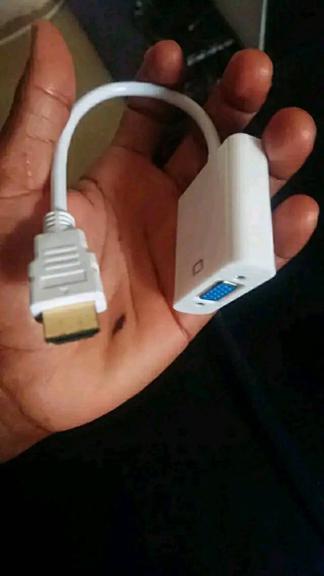 A picture of Adapter ya vga na hdmi