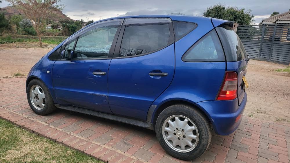A picture of Mercedes Benz A160