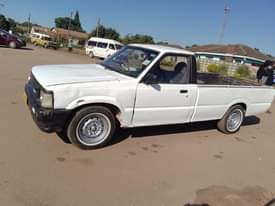 mazda b2200