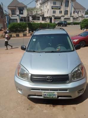 A picture of As clean as seen 2005 Toyota Rav4 Jeep for sale
