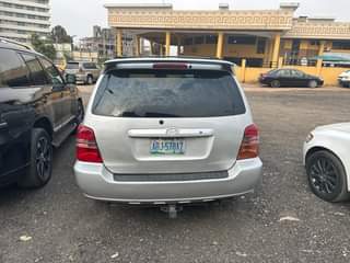 A picture of 2001 Toyota Highlander