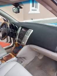 A picture of Lexus Rx 330 2006 model up for sale location Onitsha