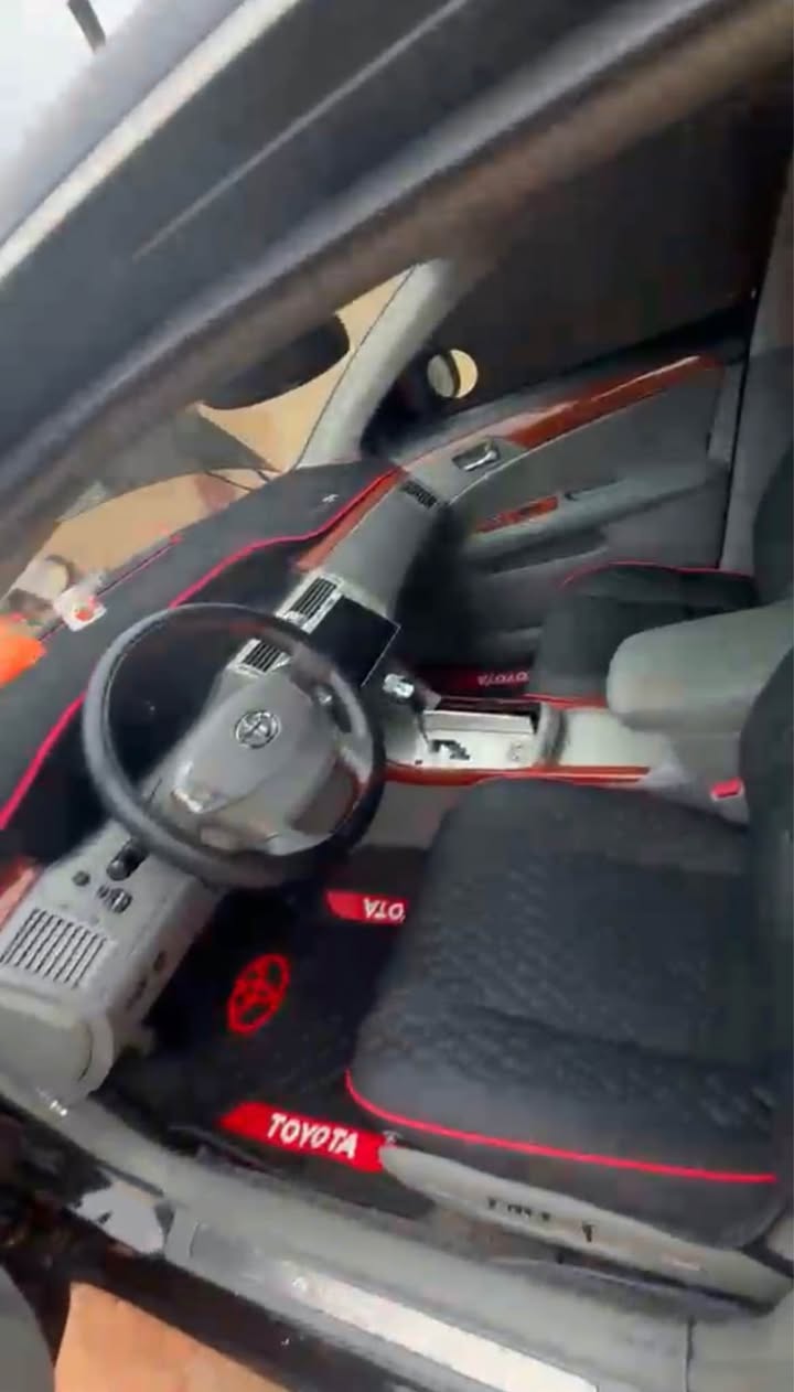 A picture of Car