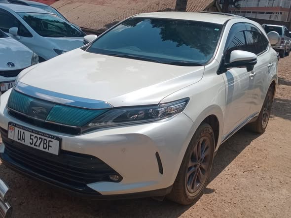 A picture of TOYOTA HARRIER 2017 MODEL