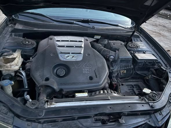 A picture of Hyundai Sonata 08 awoof deals v6