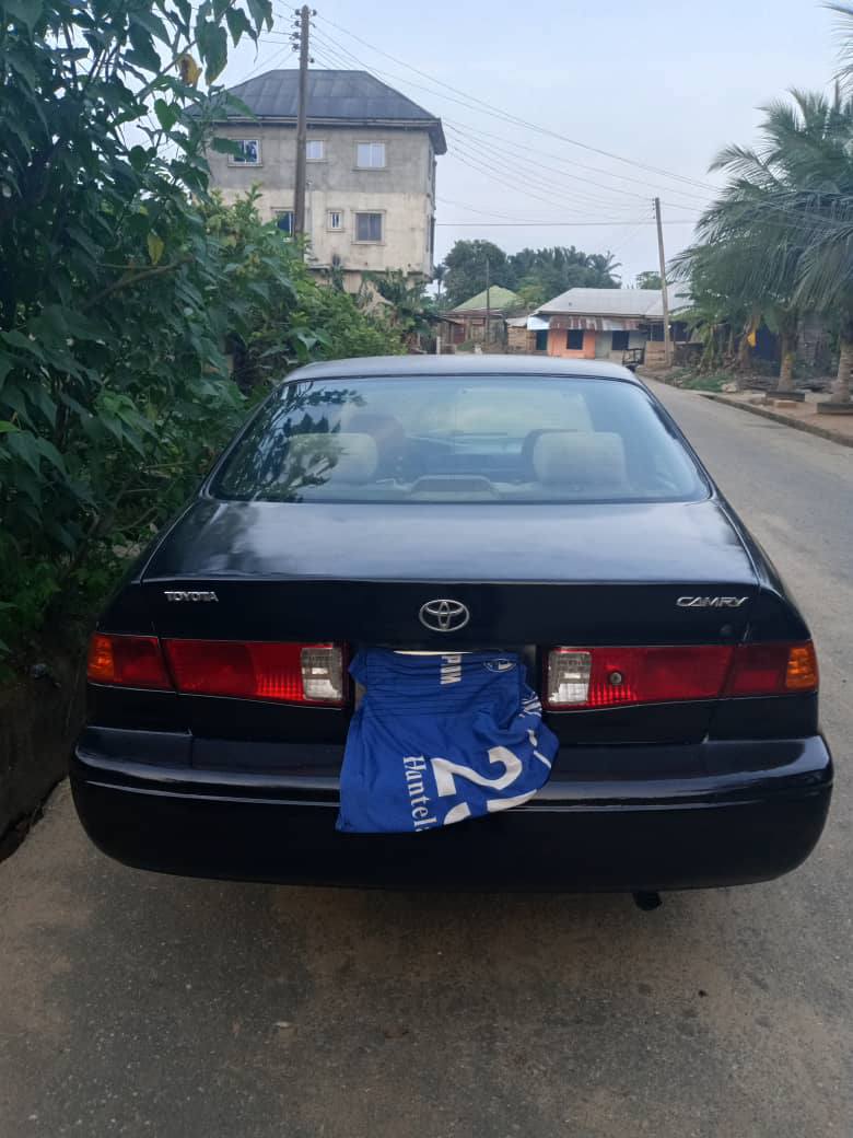 A picture of Car selling