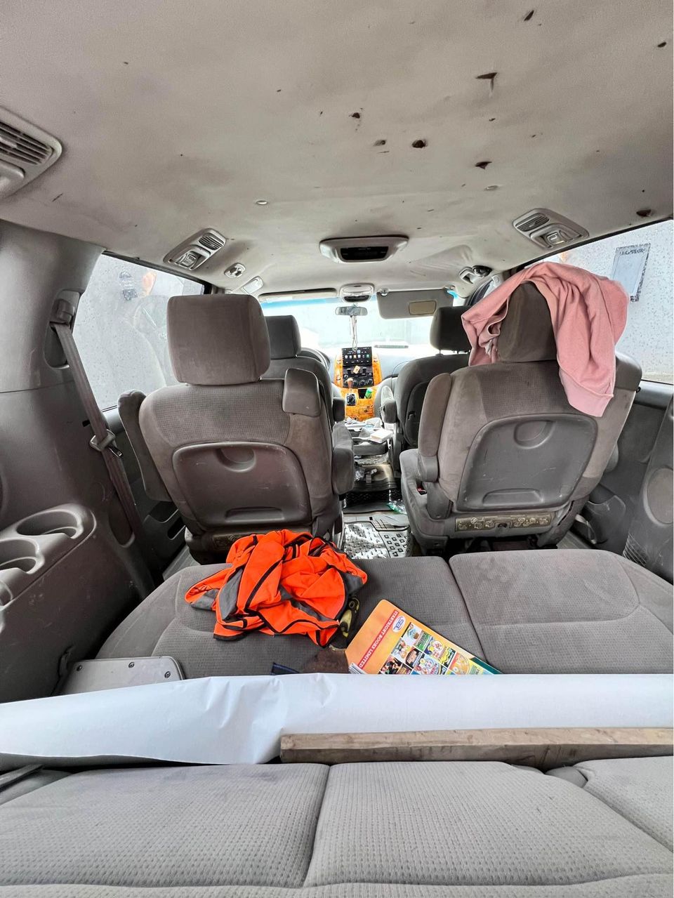 A picture of Toyota Sienna 2005