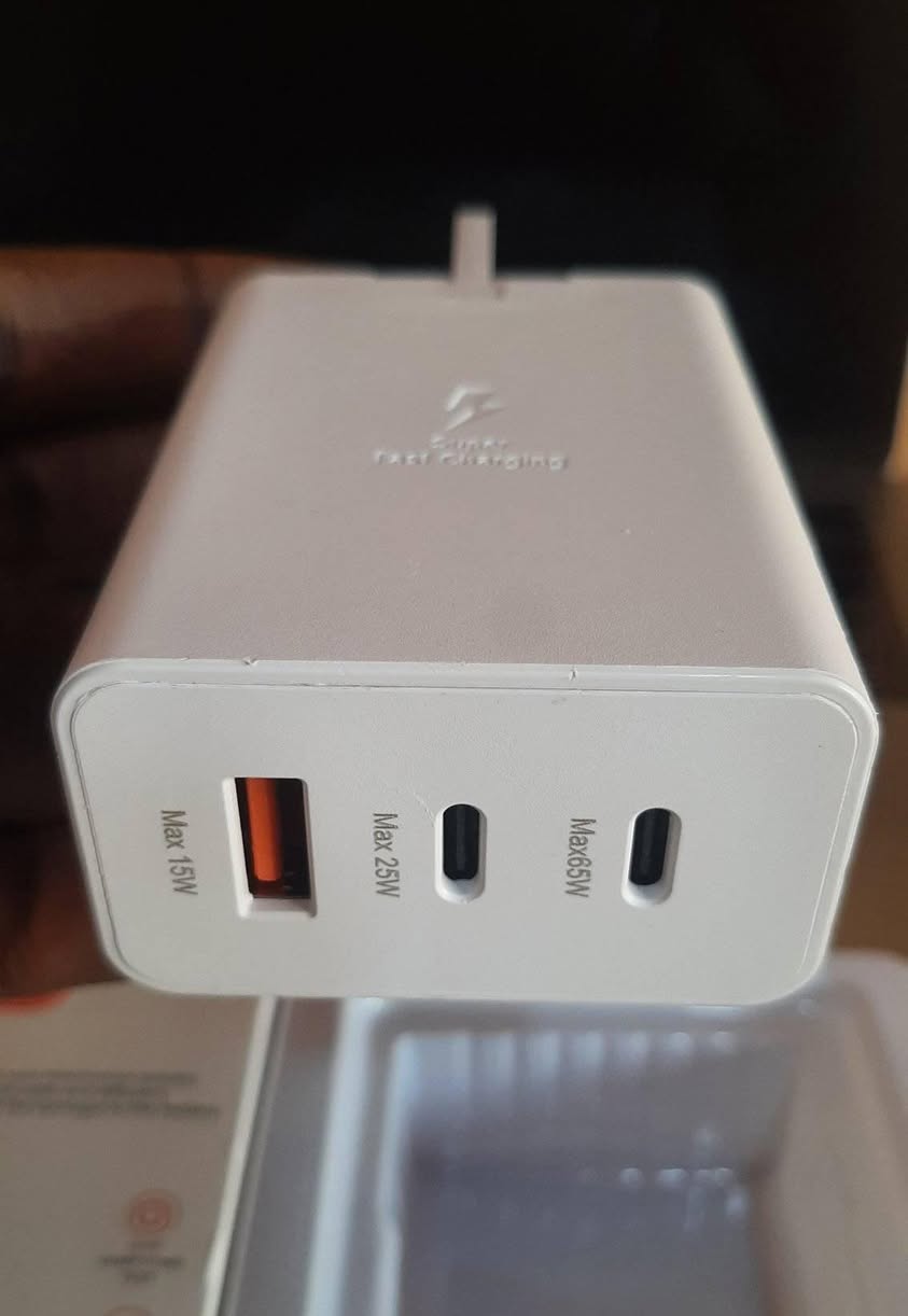 A picture of Super Fast Charger