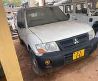 A picture of mitsubish pajero