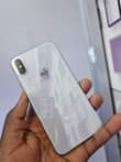A picture of IPHONE X 256
