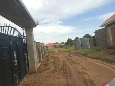 A picture of  New ESTATES Entebbe rd Garuga lake view Size 100by100ft