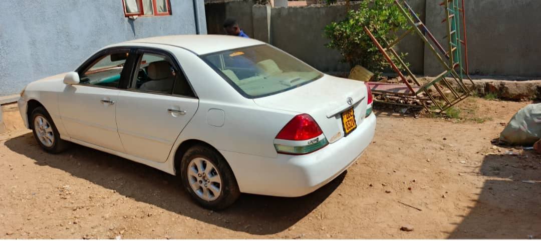 A picture of Toyota Mark 11 Grande
