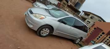 A picture of Sharp sienna 2005