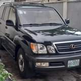 A picture of Lexus LX470 2000