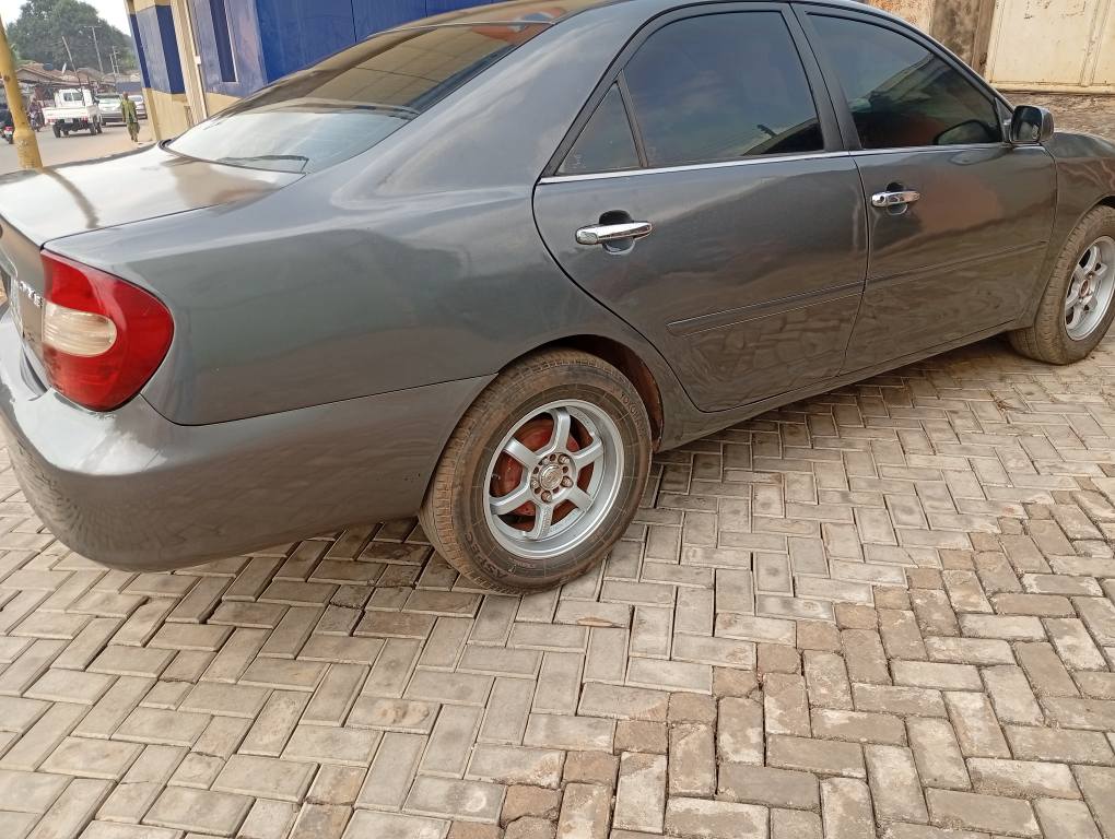 A picture of Toyota Camry 2.4 Big Daddy