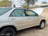 A picture of 2001 RX 300