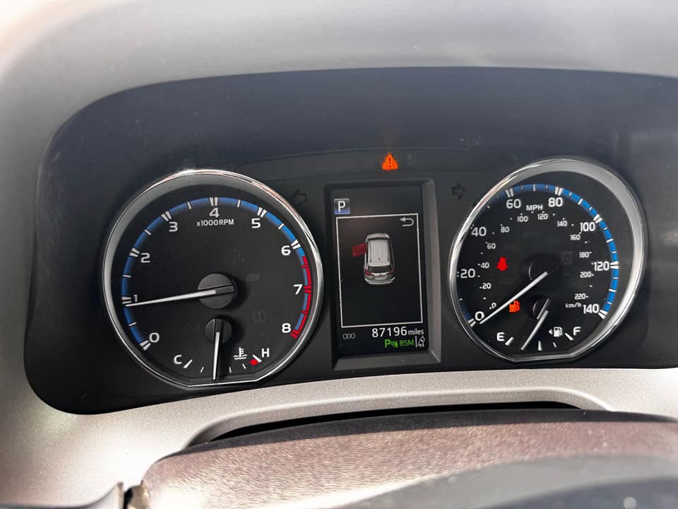 A picture of  Hotest Deal 2017 Toyota RAV4 Limited Edition Foreign Used