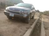 A picture of Lexus 300 2003 oye