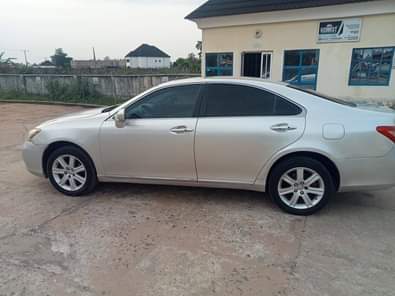 A picture of Highest grade Lexus es 350 Buy and rejoice Everything is