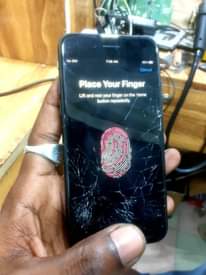 A picture of IPHONE 7 KAMA ILIVYO