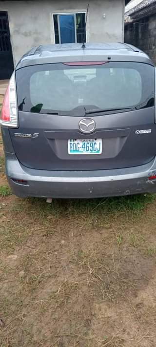 A picture of Mazda 5 O8O64477730