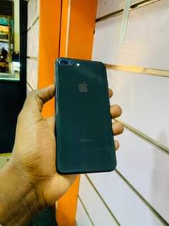 A picture of Iphone 8 Plus 64gb
