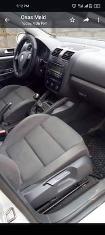 A picture of 2005 Golf 05